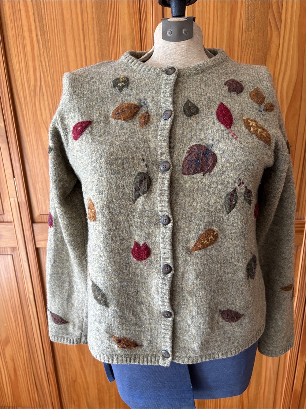 Heathered Olive Green Leaf appliqué Embroidered Button down Cardigan 100% wool
